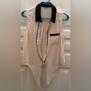 Forever 21 Tie Front Blouse NWOT Size Small
Cream & Black